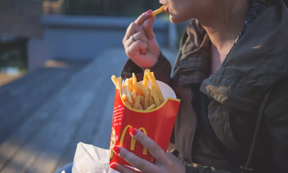 McDonald's test une fonctionnalité de géolocalisation pour vendre ses frites chaudes !