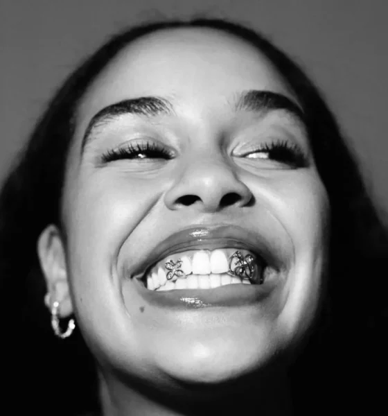 Jorja Smith Releases New Song ‘Falling or Flying’