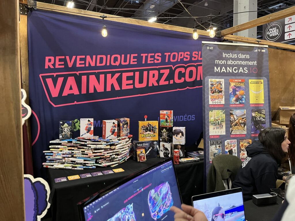 Le stand de l'équipe We Are Vainkeurz dans le Quartier Manga.
